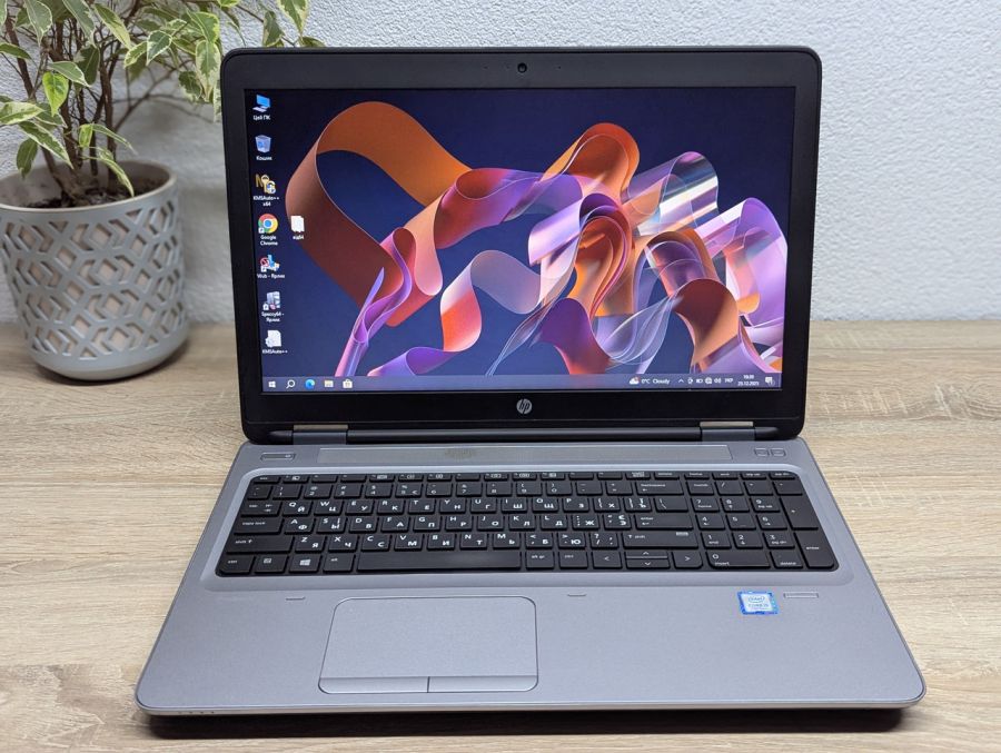 Ноутбук Б/В HP ProBook 650 G3, Intel Core i5-7300U, DDR4 8 GB, SSD 128GB, 15.6" HD