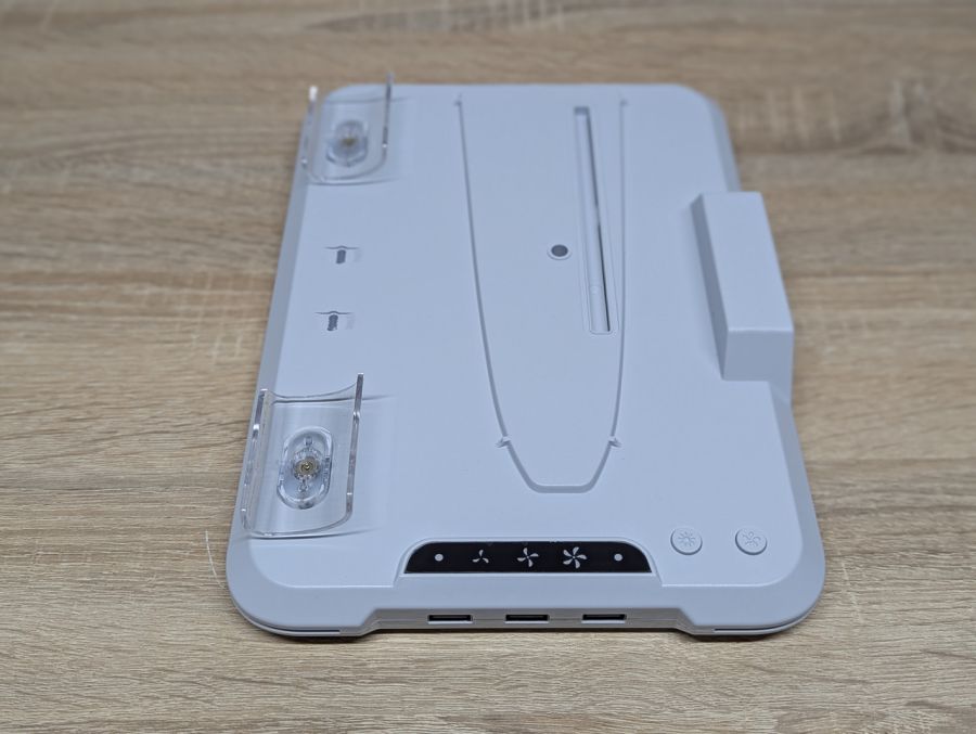 Новий Док-станція Mytrix PG-P5S020A для консолей PlayStation 5
