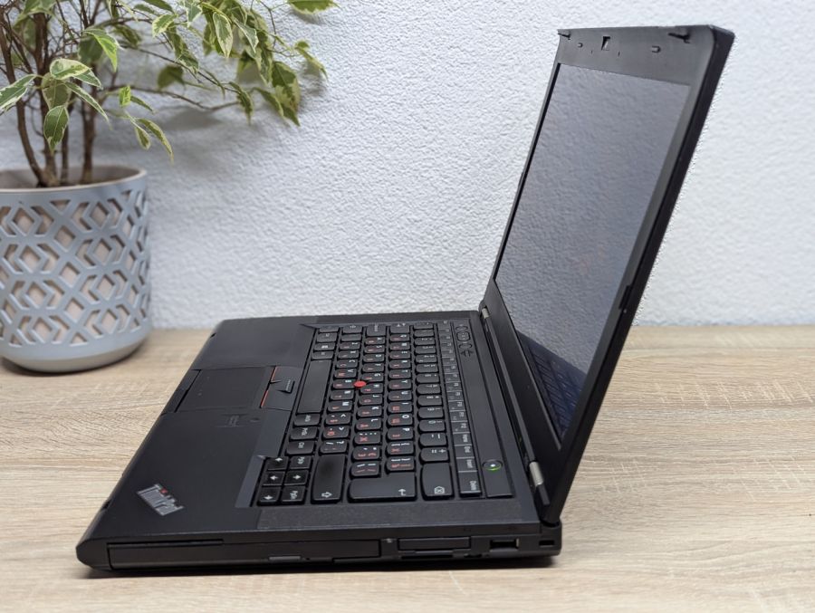 Ноутбук Б/В Lenovo ThinkPad T430, Intel Core i5-3320M, DDR3, SSD 128GB, 14" HD