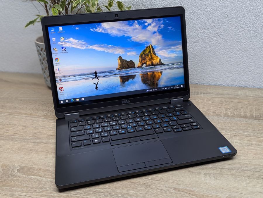 Уцінка! Ноутбук Б/В Dell Latitude E5470, Intel Core i5-6300U, DDR4 8 GB, SSD 128GB, 14" Full HD Сенсор [ProductHub SKU Dell441]
