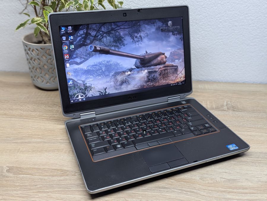 Уцінка! Ноутбук Б/В Dell Latitude E6420, Intel Core i5-2520M, DDR3, SSD 128GB, 15.6" HD