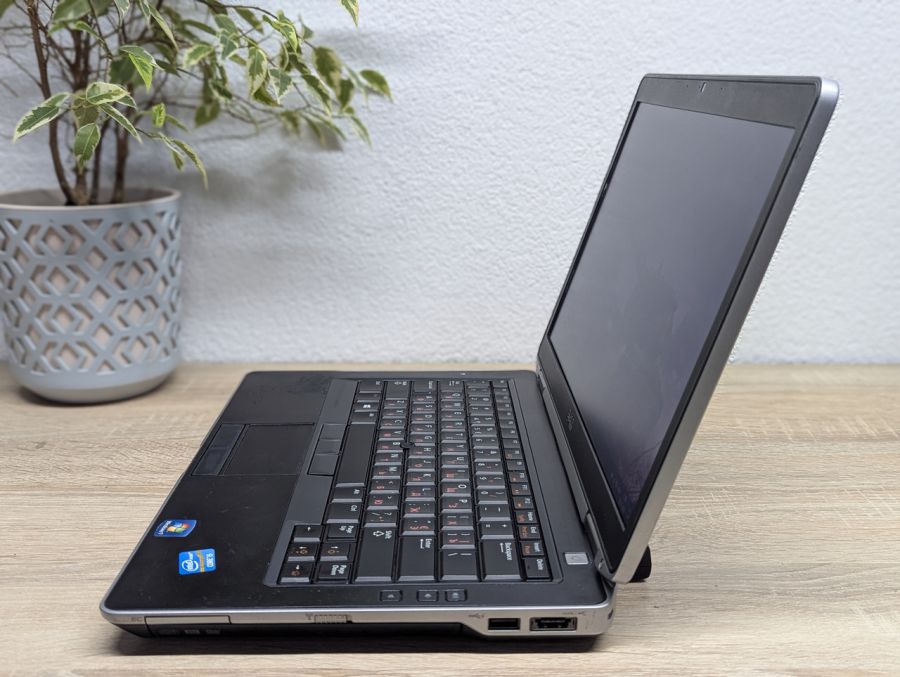 Уцінка! Ноутбук Б/В Dell Latitude E6430S, Intel Core i5-3320M, DDR3 8 GB, SSD 128GB, 14" HD