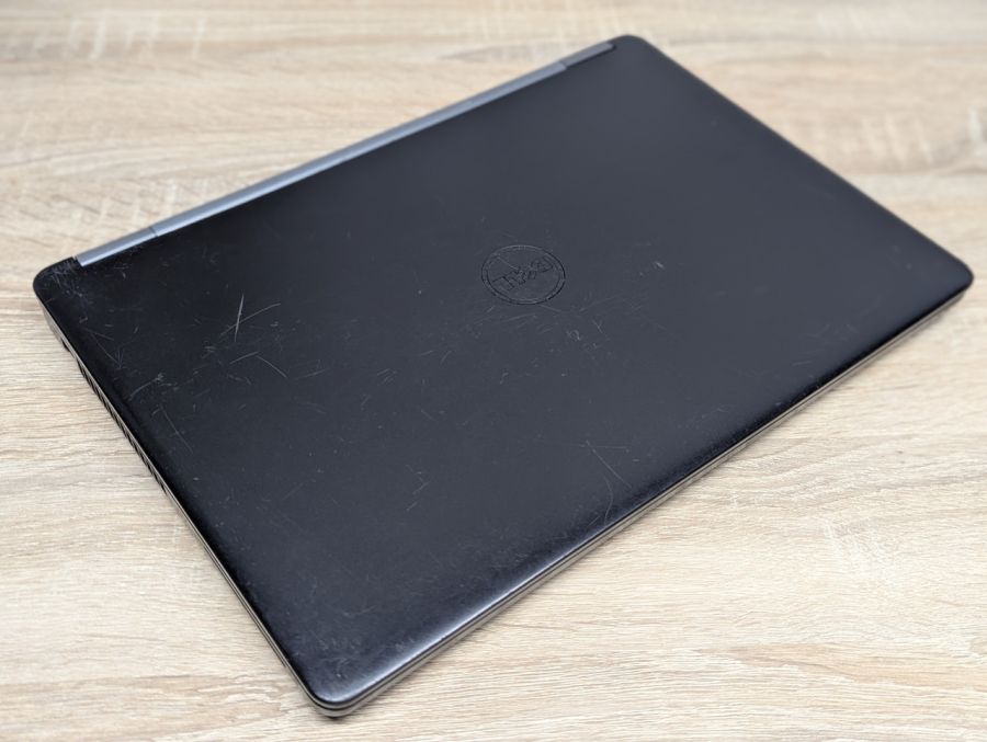 Уцінка! Ноутбук Б/В Dell Latitude E5470, Intel Core i5-6300U, DDR4 8 GB, SSD 128GB, 14" Full HD