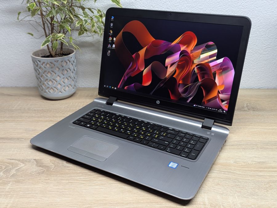 Ноутбук Б/В HP ProBook 470 G3, Intel Core i7-6500U, DDR4 16 GB, SSD 128GB + SSD 500GB, AMD Radeon R7 M340 2Gb, 17" Full HD