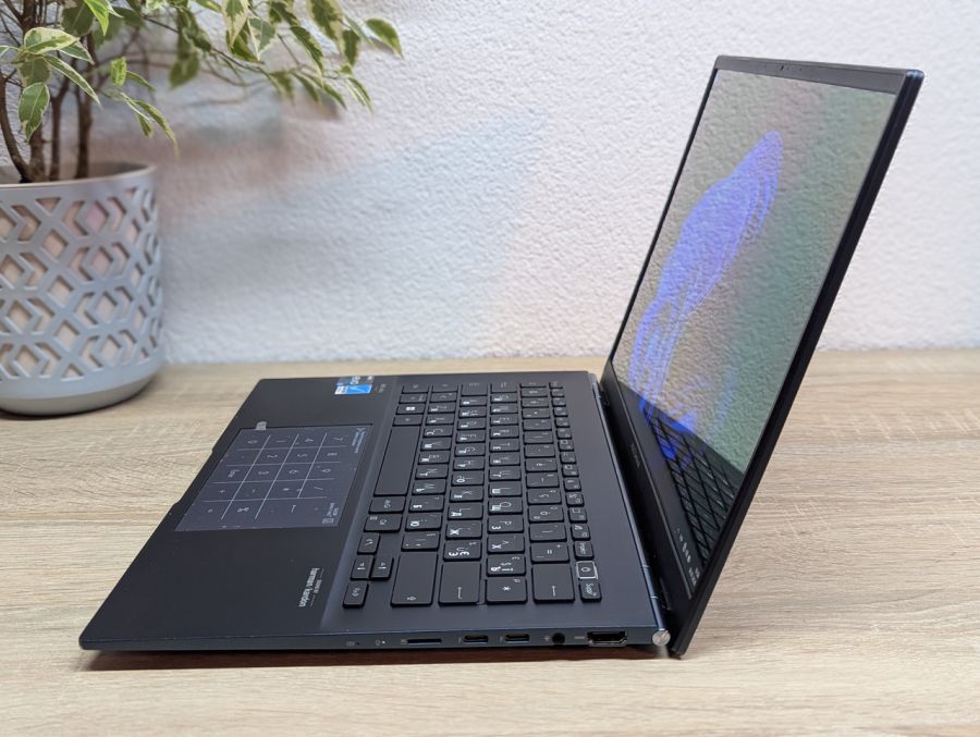 Ноутбук Б/В ASUS Zenbook 14 UX3402ZA, Intel Core i5-1240P, DDR4 16 GB, SSD 512GB, 13" Full HD