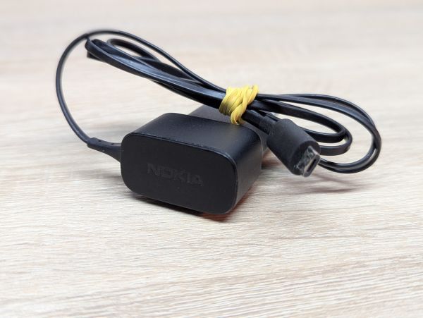 Б/В Блок живлення Nokia AC-18E
