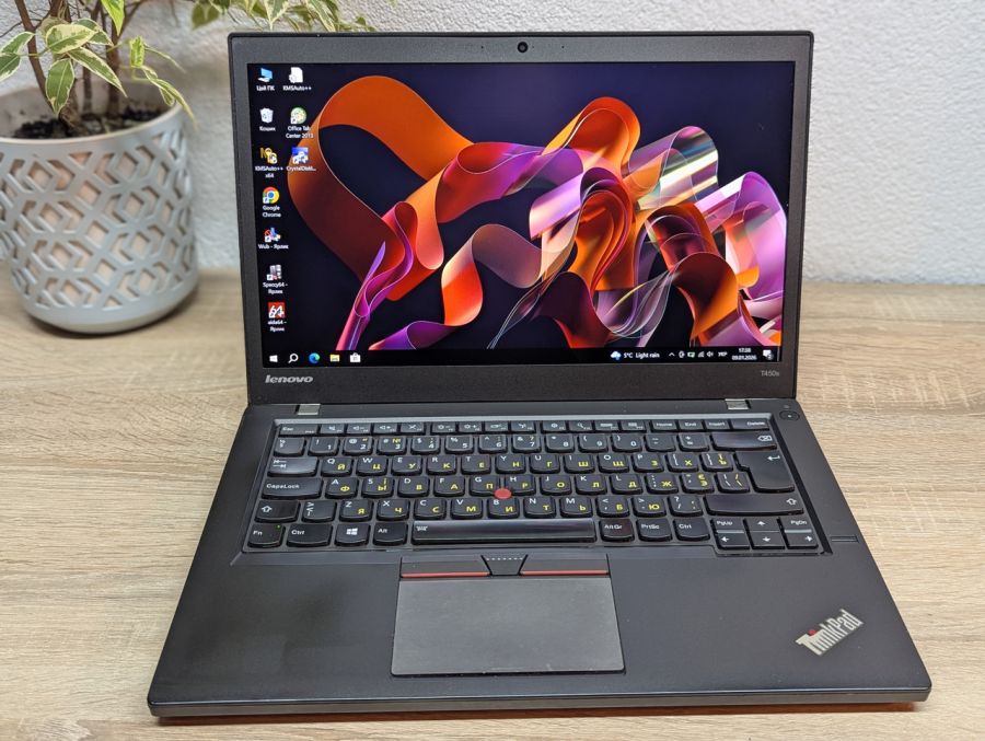 Ноутбук Б/В Lenovo ThinkPad T450S, Intel Core i5-5300U, DDR3 8 GB, SSD 256GB, 14" Full HD