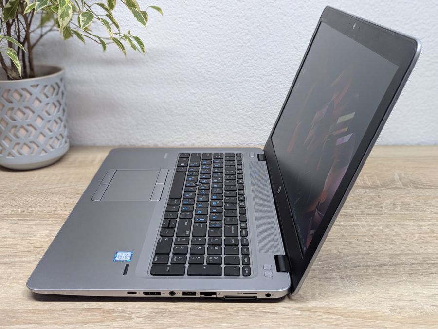 Уцінка! Ноутбук Б/В HP EliteBook 850 G3, Intel Core i5-6200U, DDR4 8 GB, SSD 128GB, 15.6" Full HD