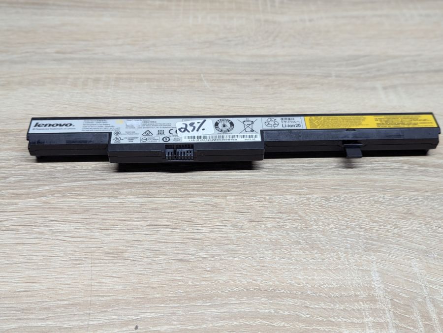 Б/В Оригінальна акумуляторна батарея Lenovo L13S4A01