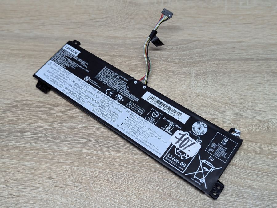 Б/В Акумуляторна батарея Lenovo L17M2PB3