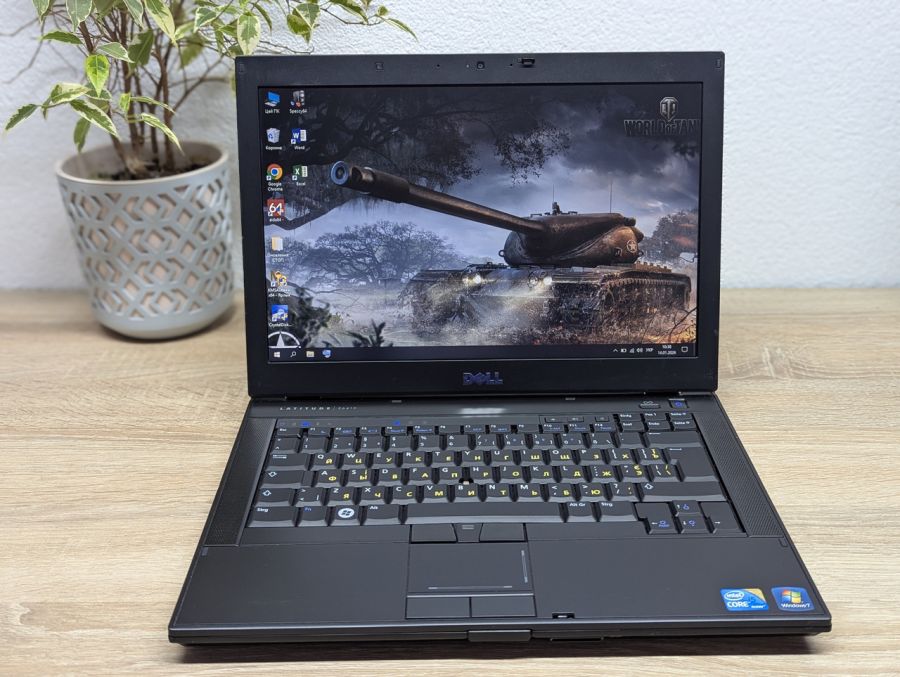 Уцінка! Ноутбук Б/В Dell Latitude E6410, Intel Core i5-560M, DDR3 4 GB, HDD 320GB, 15.6" HD