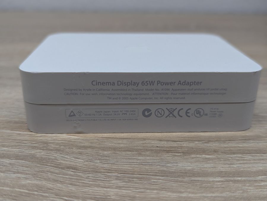 Б/В Блок живлення для монітора Apple A1096 Cinema Display 65W Power Adapter