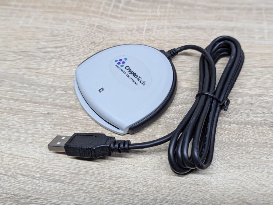 Б/В USB-зчитувач смарт-карт SCR3310