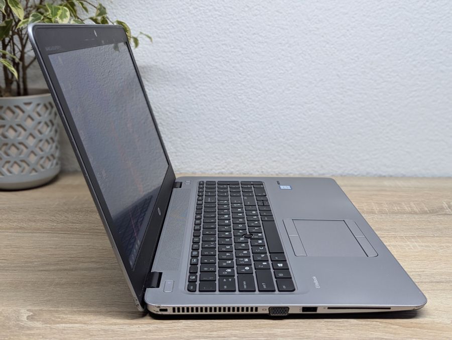 Уцінка! Ноутбук Б/В HP EliteBook 850 G3, Intel Core i5-6200U, DDR4 8 GB, SSD 128GB, 15.6" Full HD