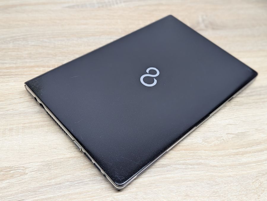 Уцінка! Ноутбук Б/В Fujitsu S936, Intel Core i5-6200U, DDR4 4 GB, SSD 128GB, 13" Full HD