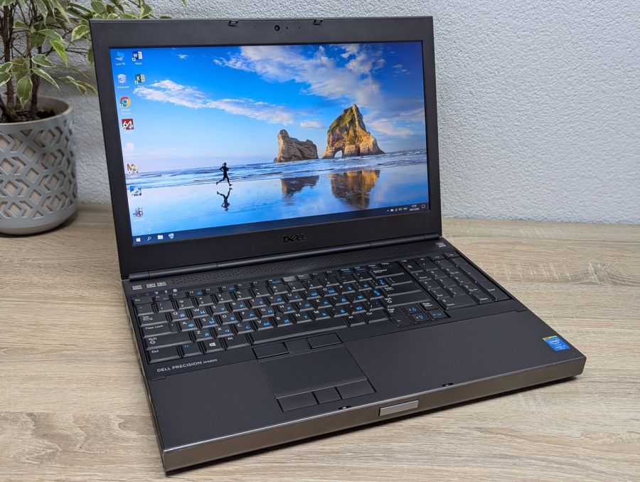 Ноутбук Б/В Dell Precision M4800, Intel Core i7-4910MQ, DDR3 20 GB, SSD 256GB, NVIDIA Quadro K2100M 2Gb, 15" Full HD