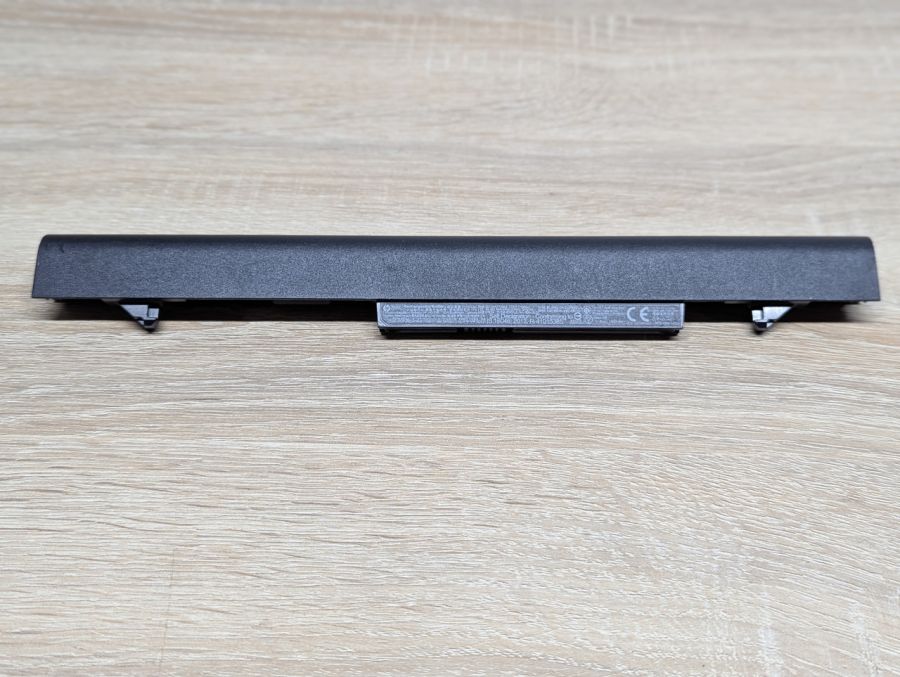 Б/В Оригінальна акумуляторна батарея HP RA04XL