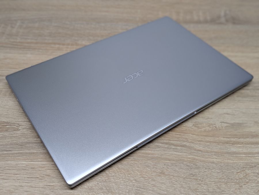 Ноутбук Б/В Acer Swift SF114-34, Intel Celeron N5100, DDR4 4 GB, SSD 128GB + SSD 256GB, 14" Full HD