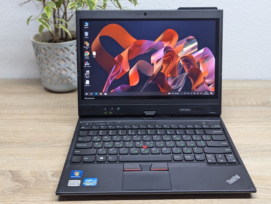 Ноутбук Б/В Lenovo X230 Tablet, Intel Core i5-3320M, DDR3 8 GB, SSD 128GB, 12.5" Сенсор