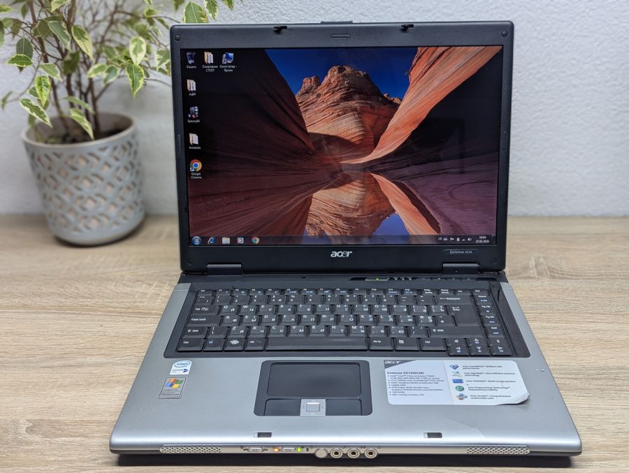 Уцінка! Ноутбук Б/В Acer Extensa 5510, Intel Core 2 Duo T5500, DDR2 4 GB, SSD 128GB, Intel Mobile 945 Express Chipset Family, 15.6"