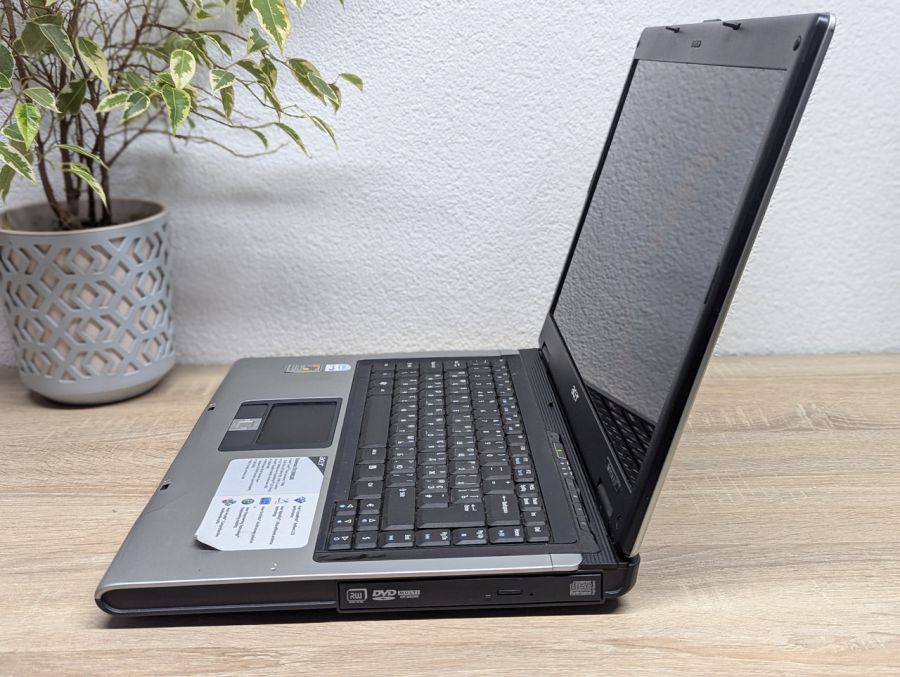 Уцінка! Ноутбук Б/В Acer Extensa 5510, Intel Core 2 Duo T5500, DDR2 4 GB, SSD 128GB, Intel Mobile 945 Express Chipset Family, 15.6"