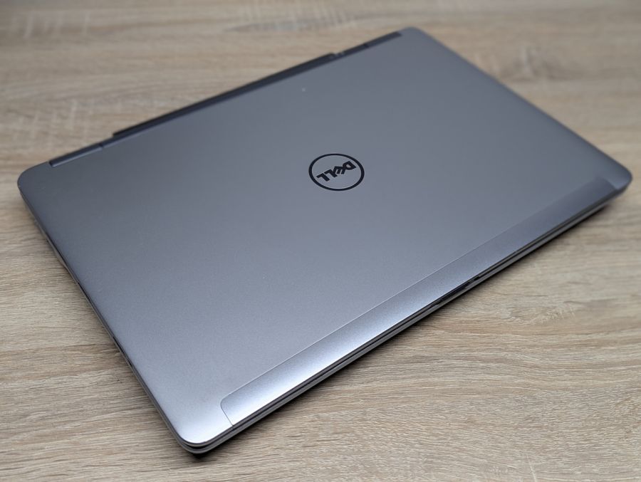 Уцінка! Ноутбук Б/В Dell E6540, Intel Core i5-4310M, DDR3 8 GB, SSD 256GB, AMD Radeon HD 8790M 2Gb, 15.6" HD