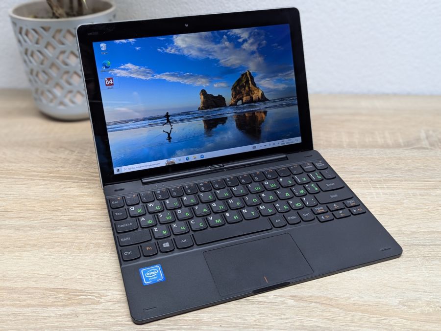 Уцінка!Планшет з клавіатурою Б/В Lenovo Ideapad Miix 300-10IBY:11 сенсорний, Intel Atom Z37735F,2 GB DDR3, SSD 32