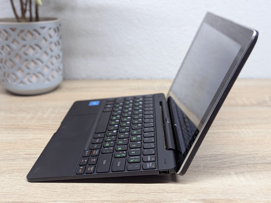 Уцінка!Планшет з клавіатурою Б/В Lenovo Ideapad Miix 300-10IBY:11 сенсорний, Intel Atom Z37735F,2 GB DDR3, SSD 32