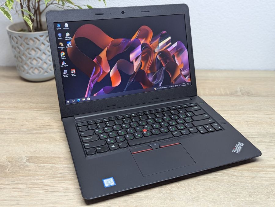Ноутбук Б/В Lenovo ThinkPad E470, Intel Core i3-6006U, DDR4 8 GB, SSD 128GB, 14" HD