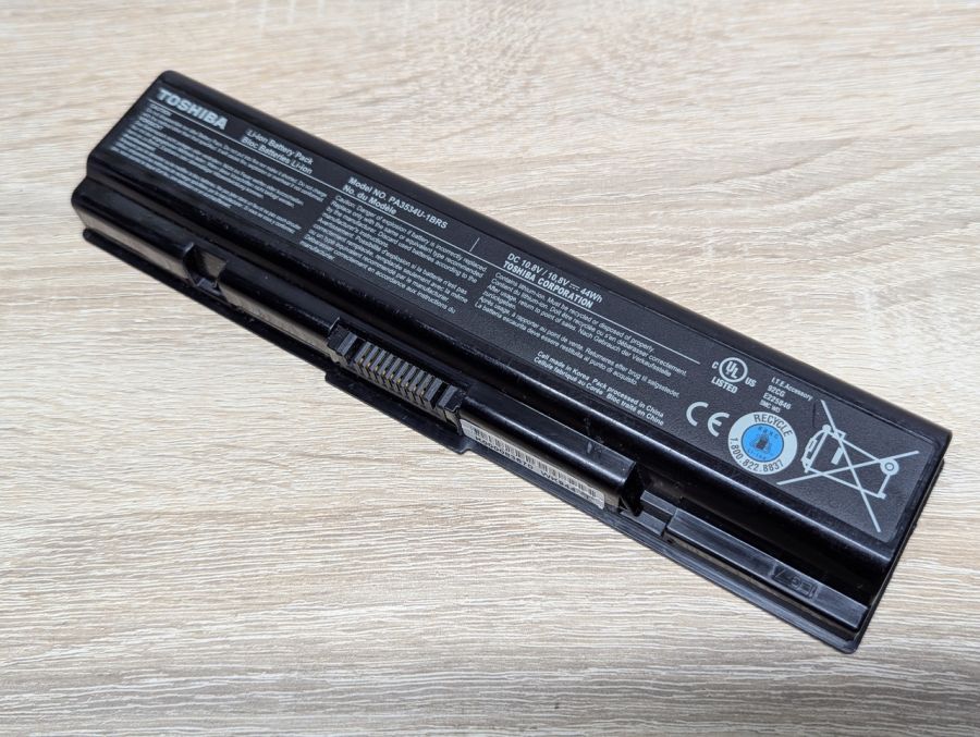 Б/В Акумуляторна батарея Toshiba PA3534U-1BRS