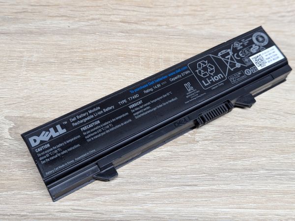 Б/В Оригінальна акумуляторна батарея Dell T749D E5400