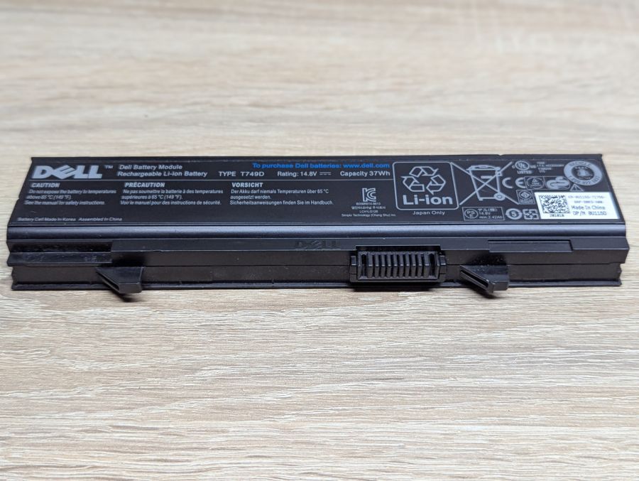 Б/В Оригінальна акумуляторна батарея Dell T749D E5400 [ProductHub SKU T749D-37]