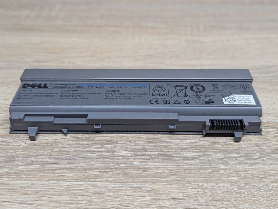 Б/В Оригінальна акумуляторна батарея Dell 4M529 [ProductHub SKU 4M529]