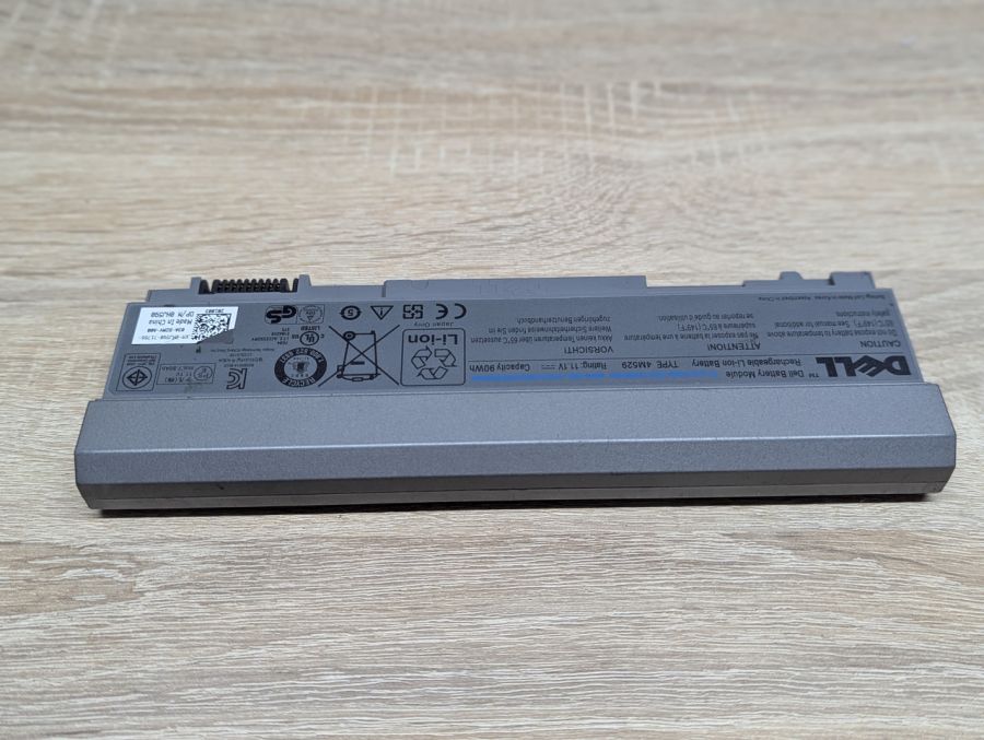Б/В Оригінальна акумуляторна батарея Dell 4M529 [ProductHub SKU 4M529]