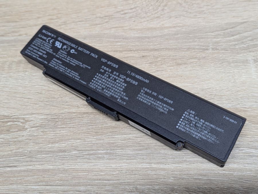 Б/В Оригінальна акумуляторна батарея Sony VGP-BPS9\B [ProductHub SKU BPS9\B]