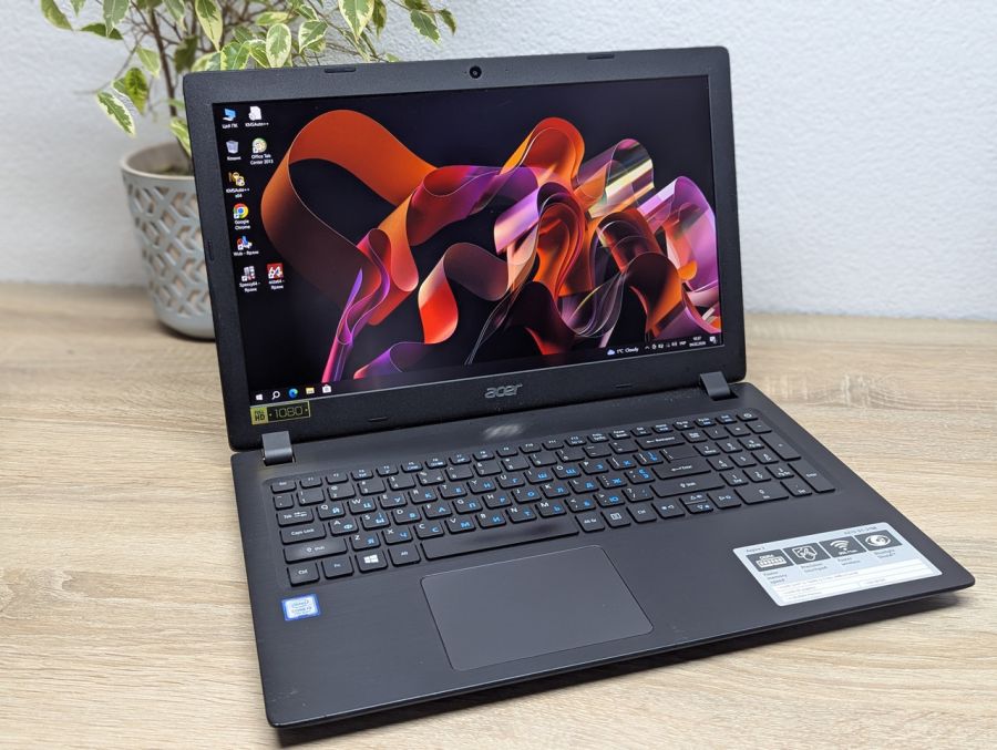 Ноутбук Б/В Acer Aspire 3 A315-51, Intel Core i3-7020U, DDR4 4 GB, SSD 128GB, 15.6" Full HD