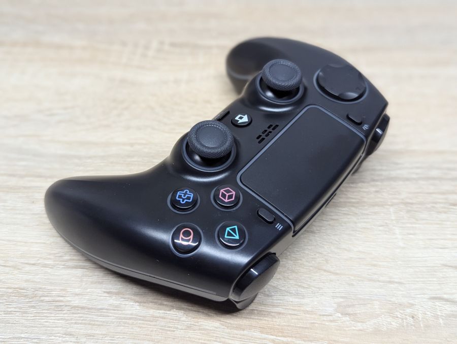 Новий Контролер для PlayStation 4 (P4)