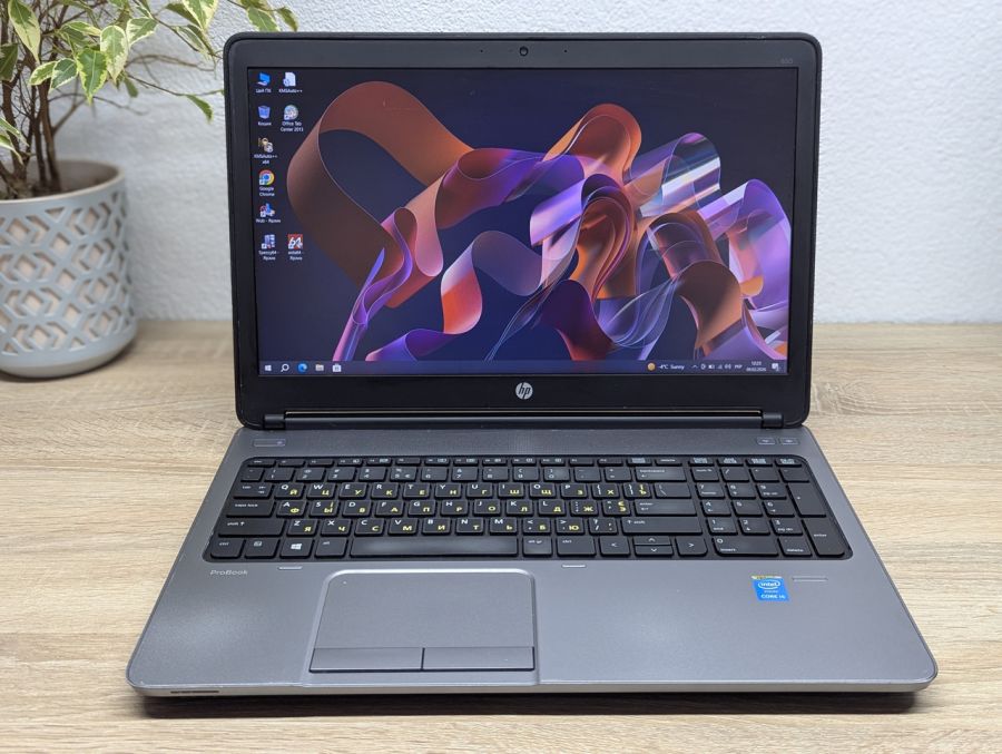 Уцінка! Ноутбук Б/В HP ProBook 650 G1, Intel Core i5-4210M, DDR3 8 GB, SSD 128GB, 15.6" Full HD