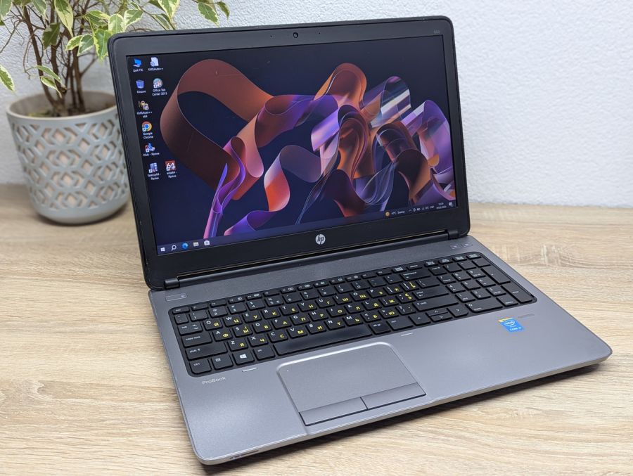 Уцінка! Ноутбук Б/В HP ProBook 650 G1, Intel Core i5-4210M, DDR3 8 GB, SSD 128GB, 15.6" Full HD