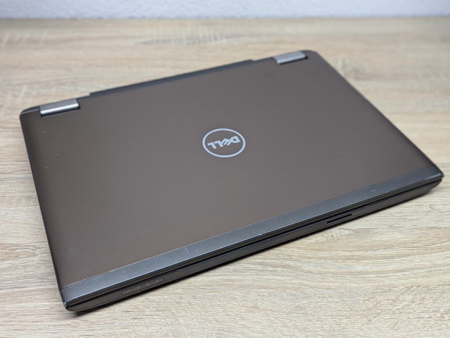 Ноутбук Б/В Dell Vostro 3560, Intel Core i3-2370M, DDR3 8 GB, SSD 128GB, 15.6" HD