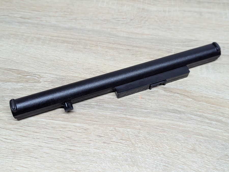 Б/В Оригінальна акумуляторна батарея Lenovo L13L4A01