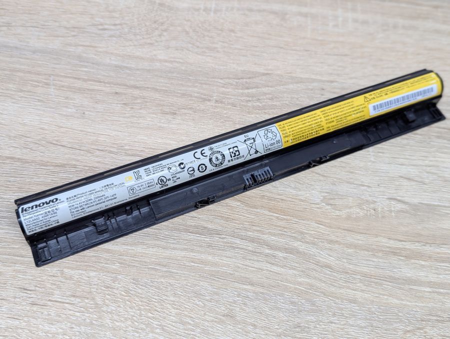 Б/В Оригінальна акумуляторна батарея Lenovo L12L4A02