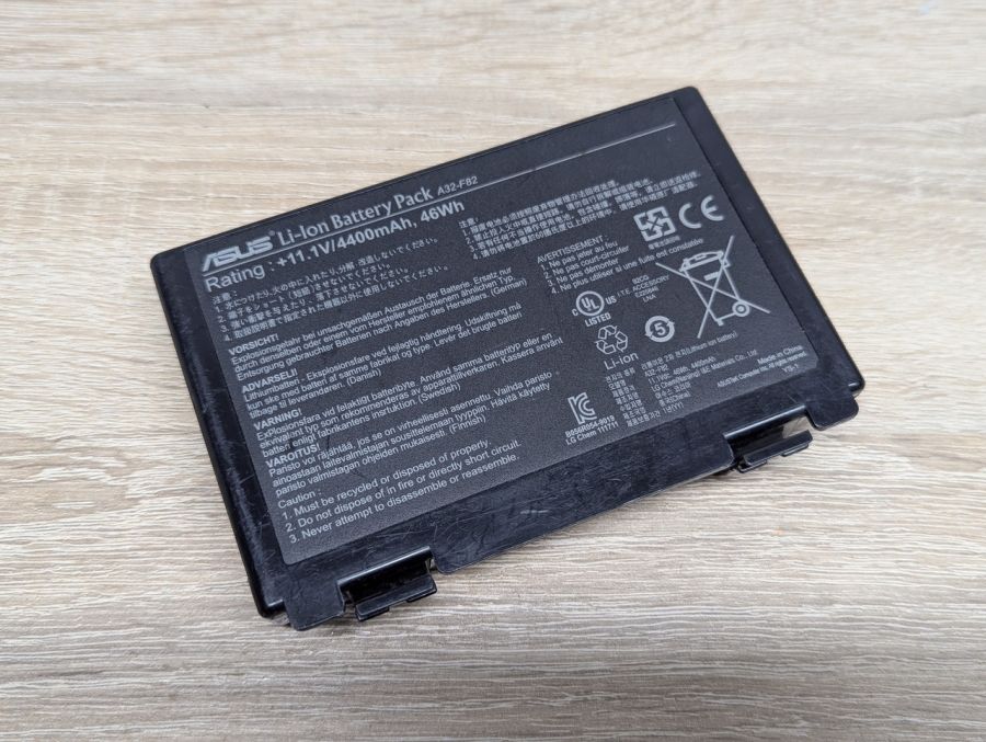 Б/В Оригінальна акумуляторна батарея Asus A32-F82