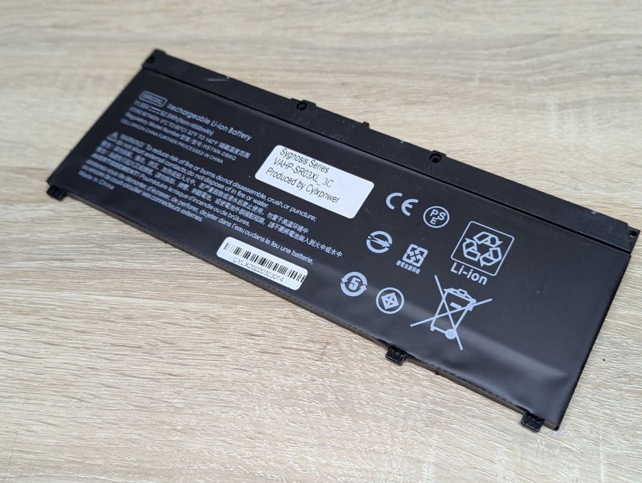 Б/В Оригінальна акумуляторна батарея HP SR03XL