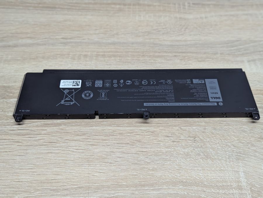 Б/В Оригінальна акумуляторна батарея Dell C903V