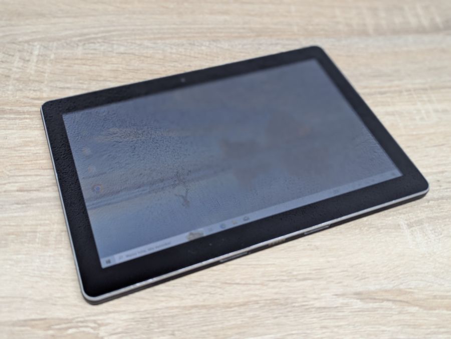 Б/В Уцінка!Планшет з клавіатурою Lenovo Ideapad Miix 300-10IBY:11 сенсорний, Intel Atom Z37735F,2 GB DDR3,, SSD 32