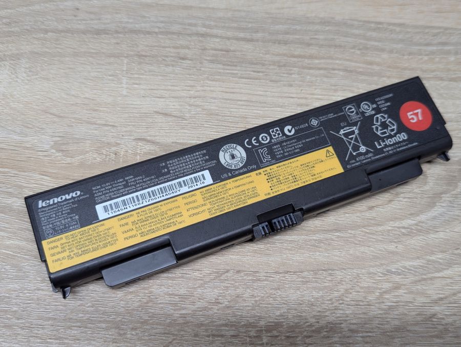 Б/В Оригінальна акумуляторна батарея Lenovo 45N1160,45N1161