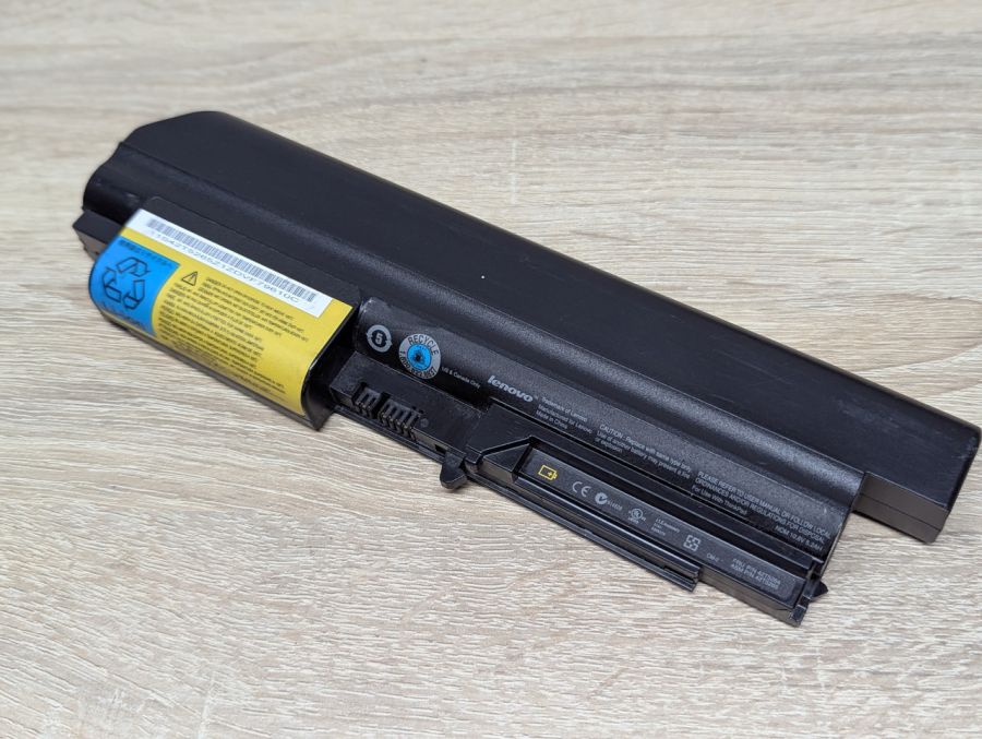 Б/В Оригінальна акумуляторна батарея Lenovo 42T5264,42T5265