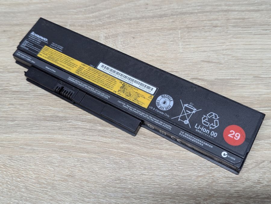 Б/В Оригінальна акумуляторна батарея Lenovo 42T4901,42T4902