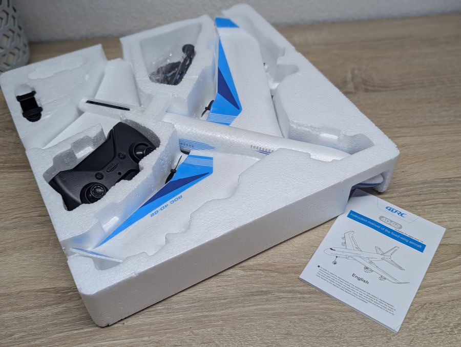 Новий Радіокерований літак 4DRC ROC 4D-G2